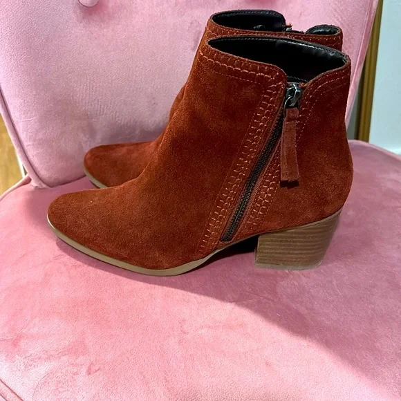 Worn once, Sole Society Corrina Ankle Boot. - Picture 2 of 4